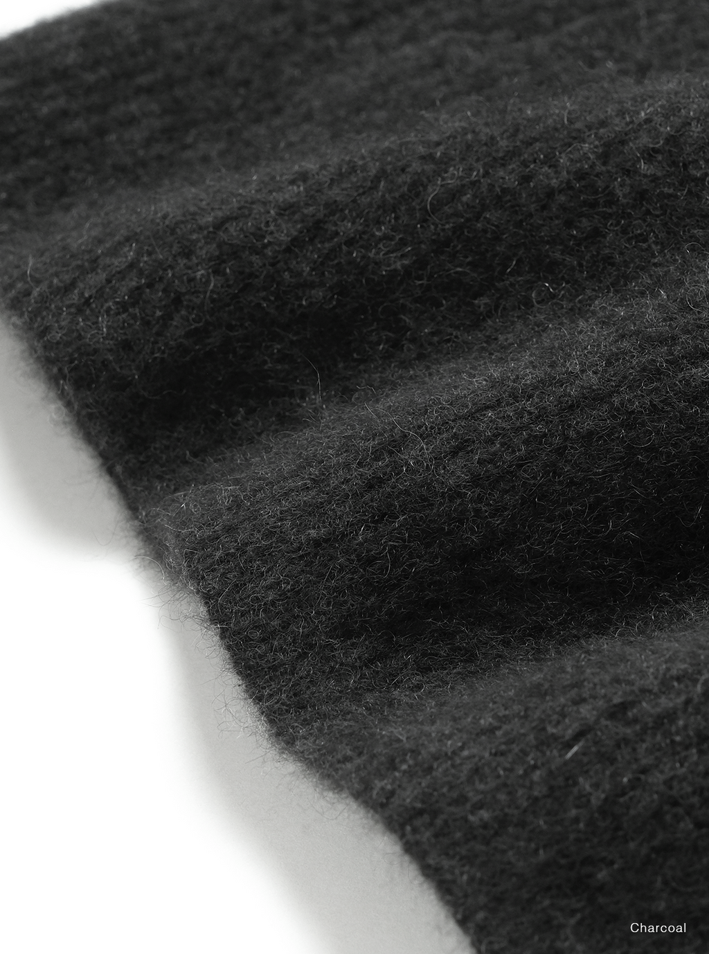 BATONER CASHMERE FOX BOAT NECK / CHARCOAL / ディテール・着用イメージ