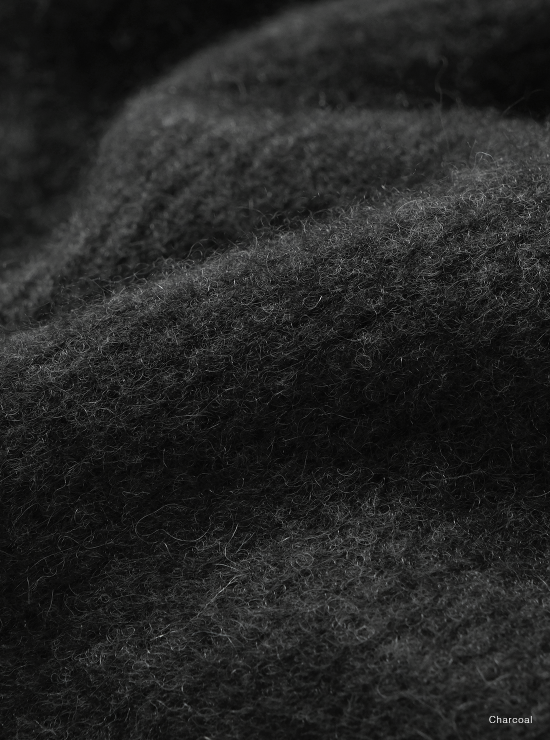 BATONER CASHMERE FOX BOAT NECK / CHARCOAL / ディテール・着用イメージ