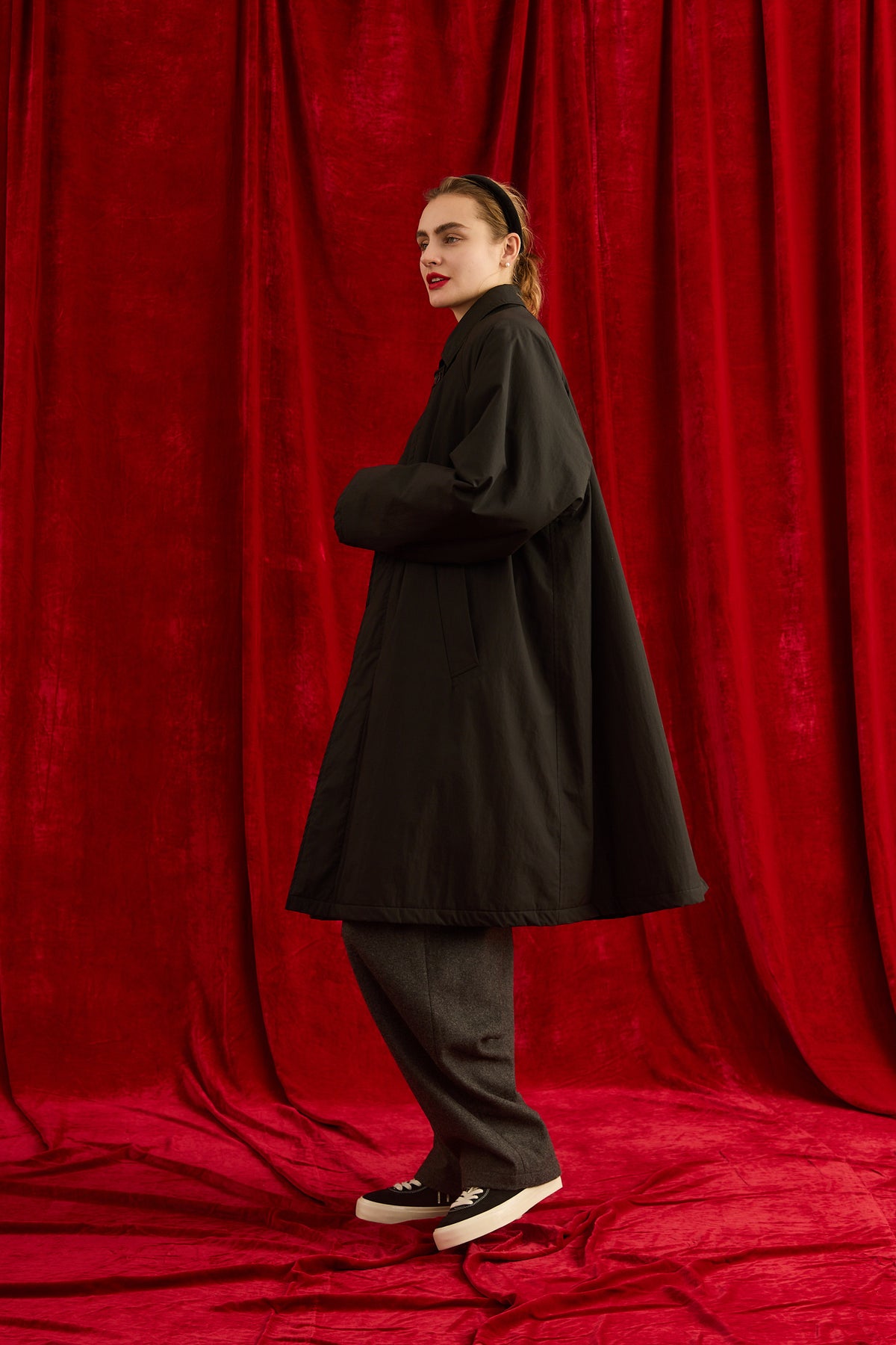 Oblada FEATHER COAT BLACK