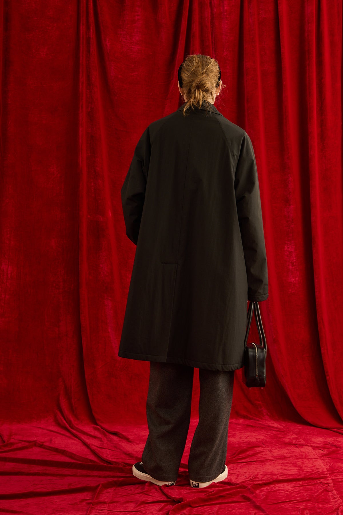 Oblada FEATHER COAT BLACK