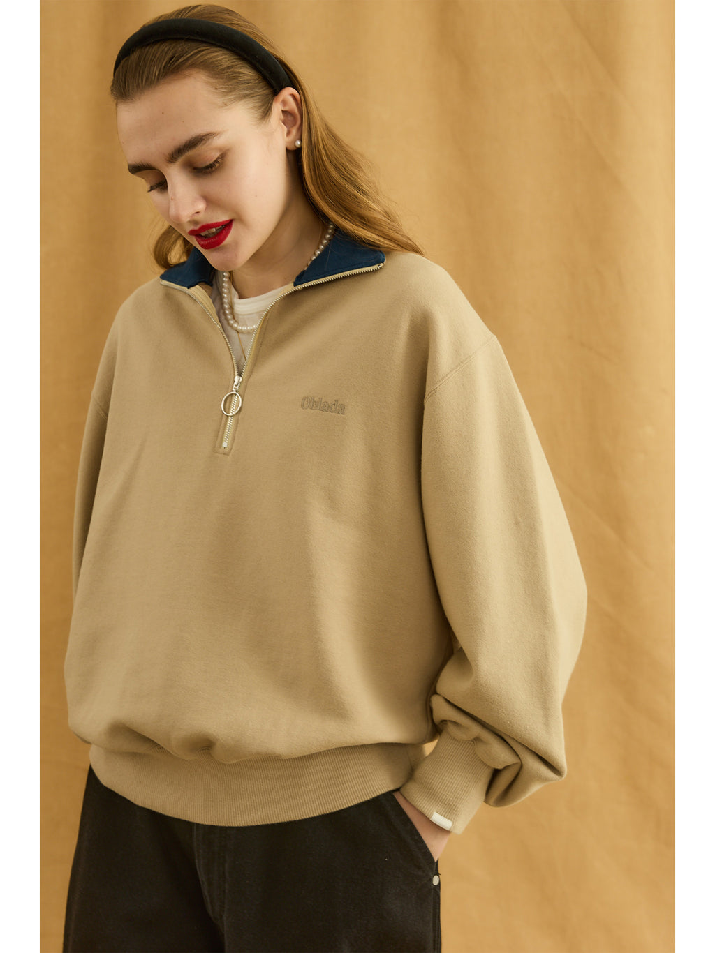 HALF ZIP SWEAT