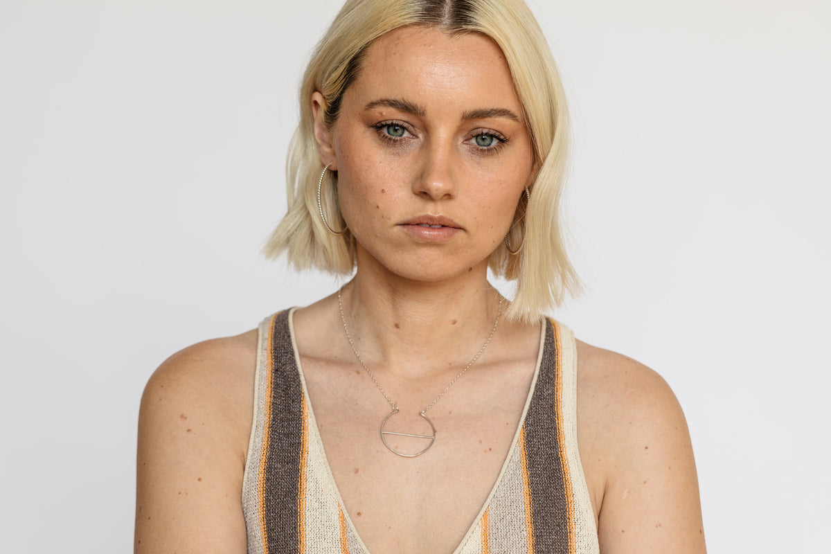 Agapantha Jewelry Katrina Warrior Necklace 公式商品写真